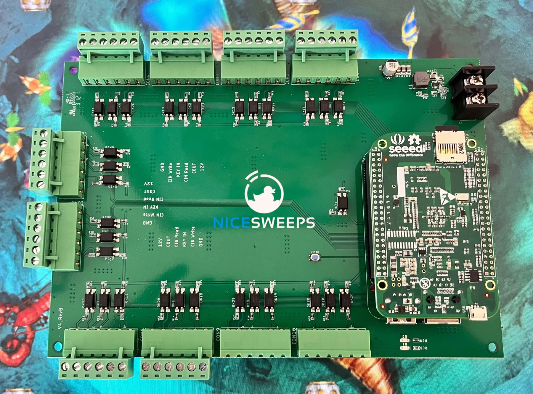 KitCabootle board with ten green terminal connectors